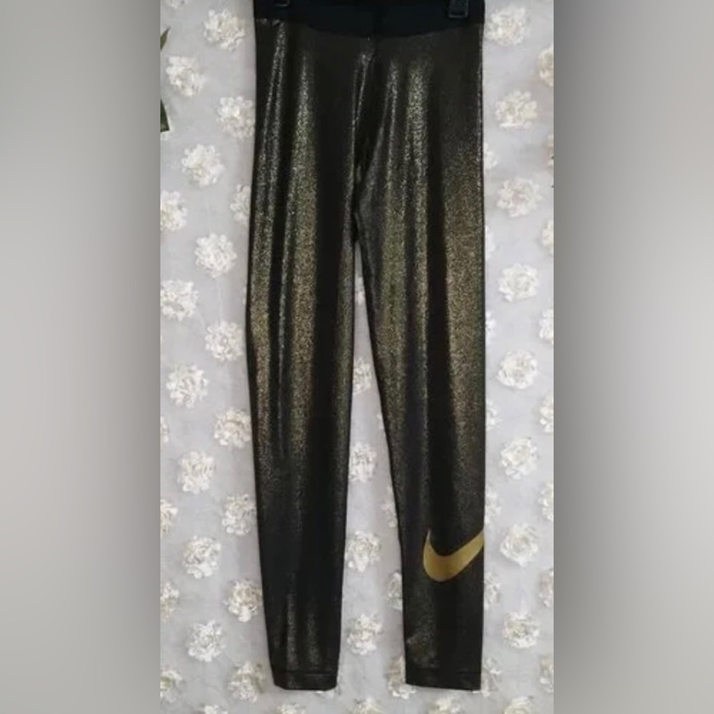 Nike Pro leggings